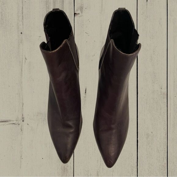 Stuart Weitzman Apogeelo brown leather Chelsea ankle boots heel pointed toe - Picture 5 of 10